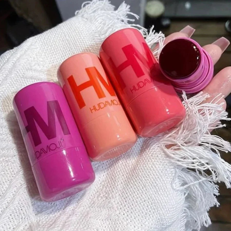 **Miss Beauty 4PCS Makeup Deal Set**