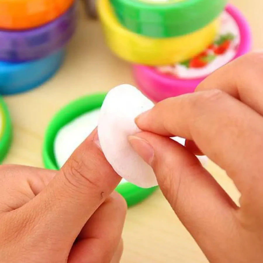 HR Whatsapp Nail Polish Remover Strips