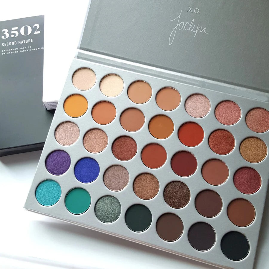 **Huxia Beauty 35 Color Makeup Palette Book**