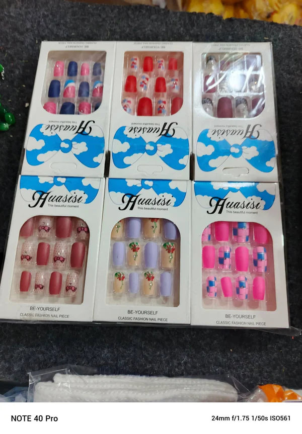 Huasisi "Be-Yourself" Classic Fashion Press-On Nail Kit 1box*12pcs