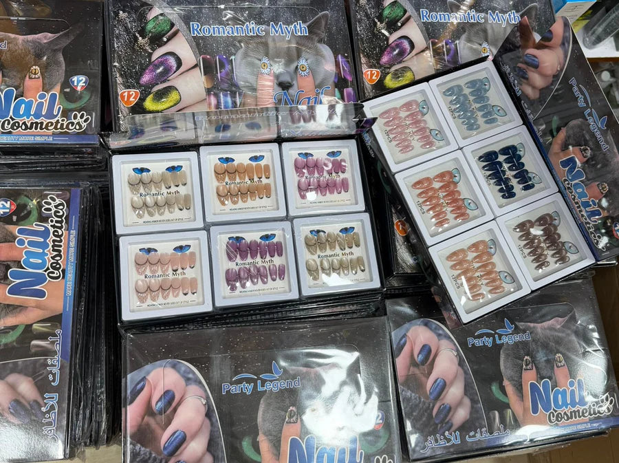 Romantic Myth Cat Eye Mirror Nails 1*12pcs Box