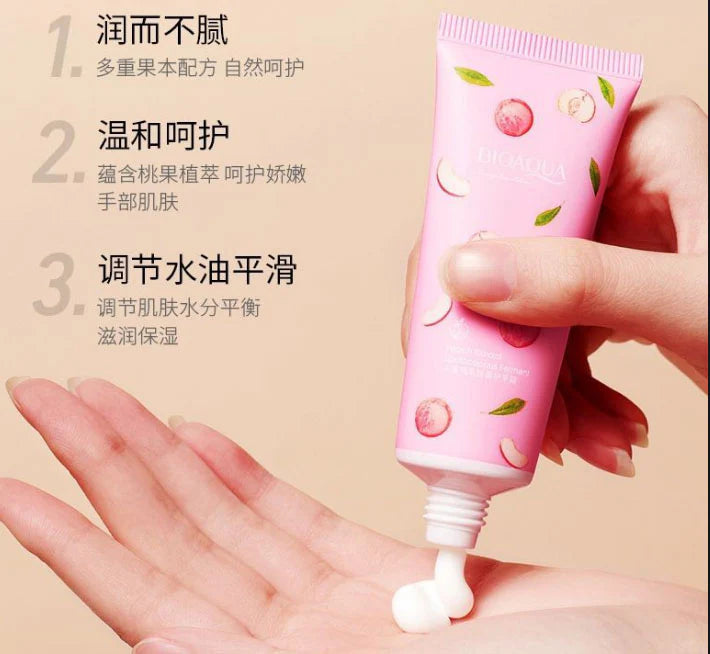 **BIOAQUA BQY00170 Peach Glow Hand Cream 30g**