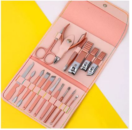 **Miss Beauty 16PCS Manicure & Pedicure Grooming Kit**