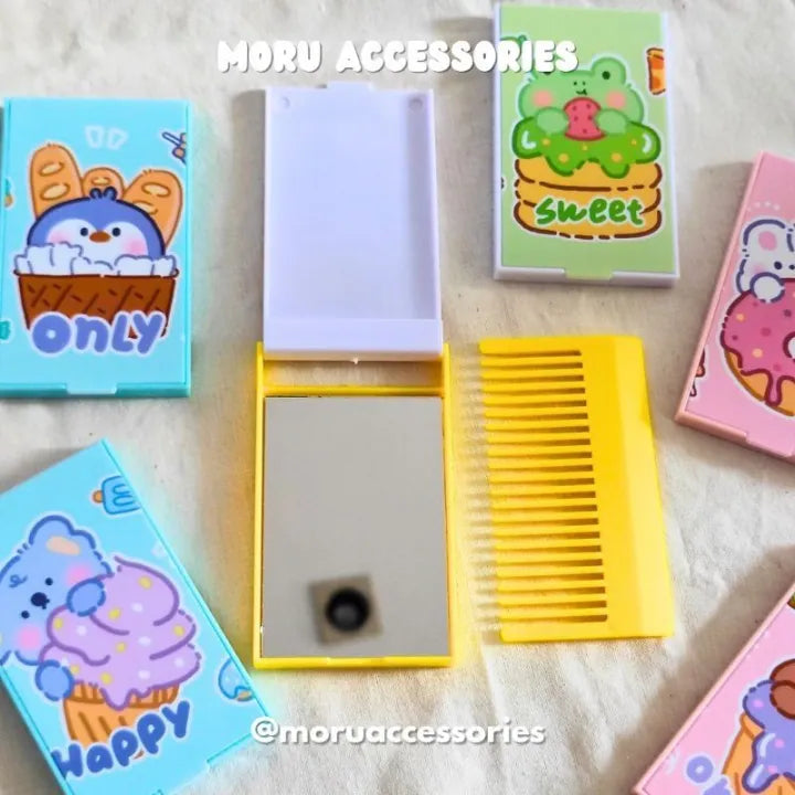 Kawaii Cute Mirror & Comb Set – Random Sanrio Aesthetic Vanity