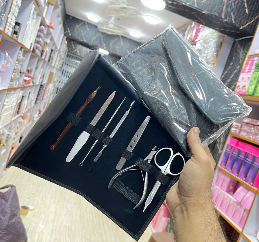Gege Moon 7 Pcs Premium Quality Manicure Tool Kit