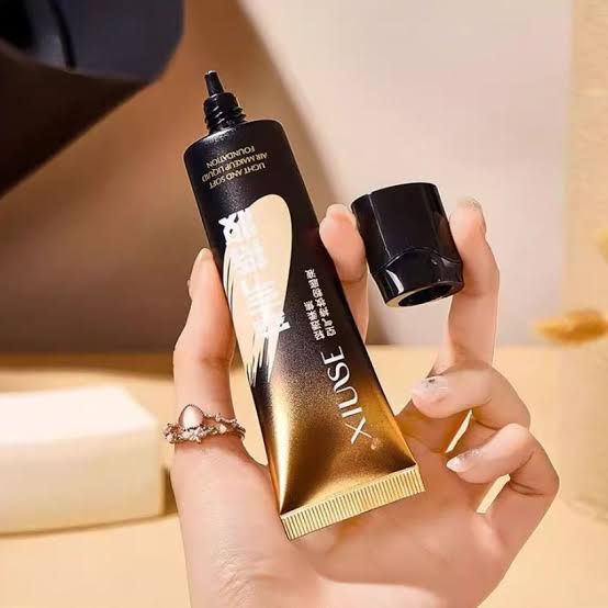 XIUSE Light & Soft Air Makeup Liquid Foundation 30g