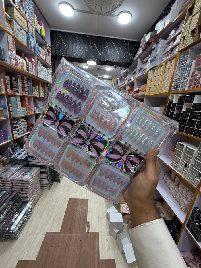 12pcs Artifial Nail "Fashion Nail" Professional Series – 6 Color Multi-Pack (Holographic & Chrome Finishes)1*12pcs Box