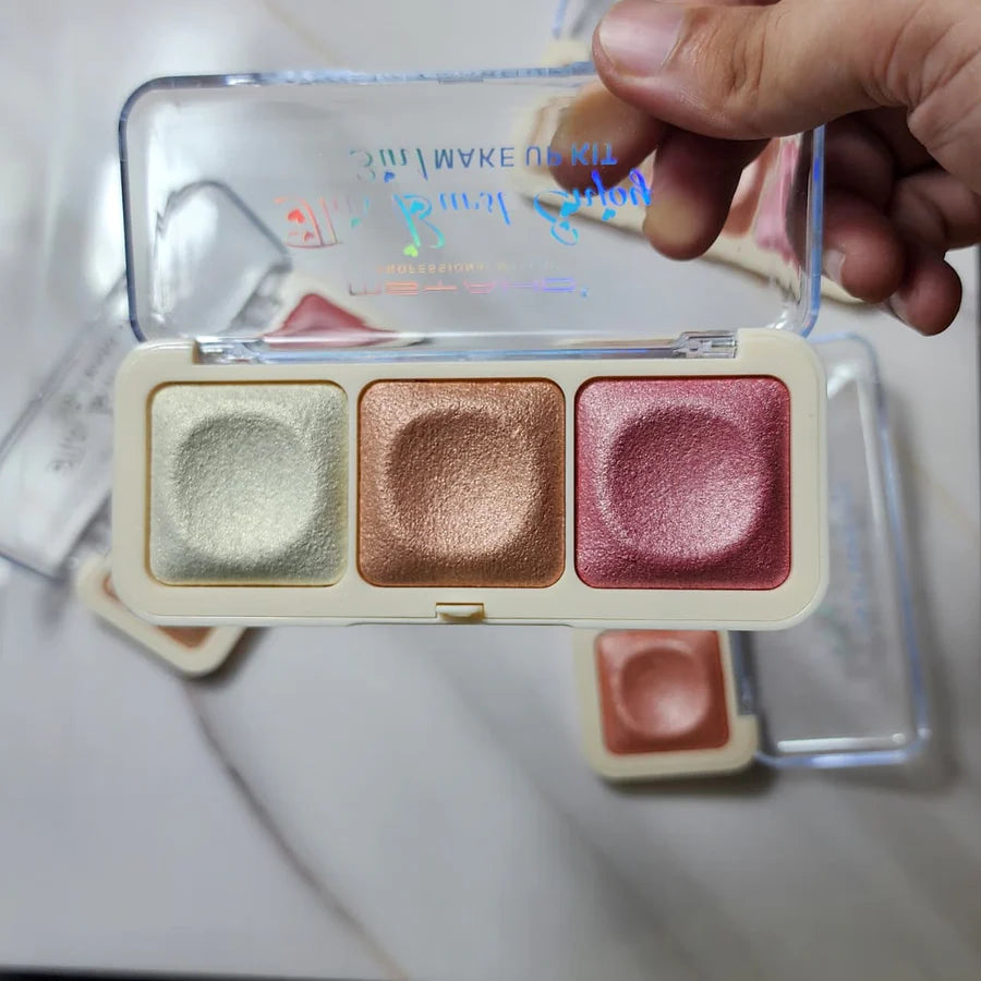 **MSYAHO YH6135 3-in-1 Makeup Kit**