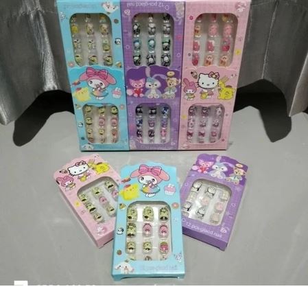 New 12 pcs Sanrio fake nails double tip nail set fake nails toy character children's character nails 1box*12pcs